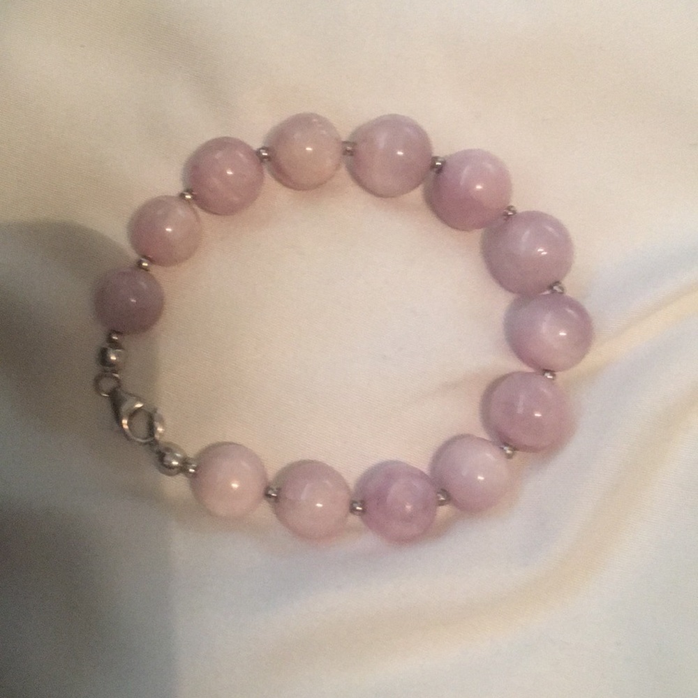 Kunzite beaded bracelet